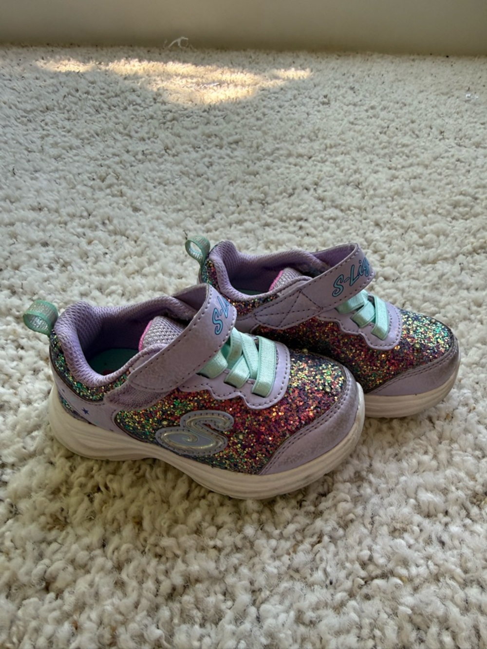 Skechers Girls twinkle toes Lavender Glitter Sneakers with Mint Accents